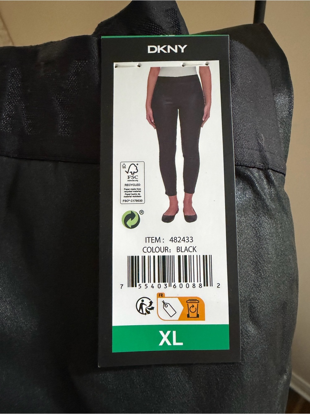 DKNY Black Cropped Pull-On Pants
